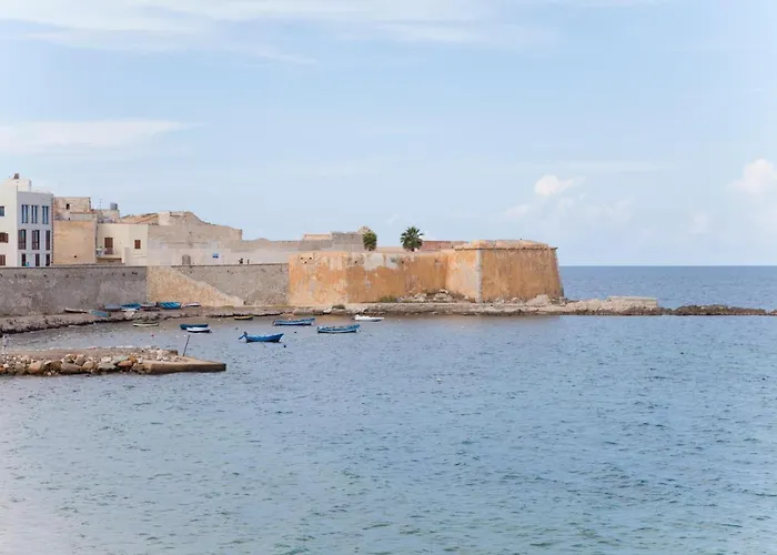 לינה וארוחת בוקר Le Cale
